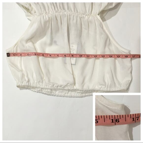 NWT Show Me Your Mumu Teagan Pom Pom Crop Top - Navy Embroidery - Medium - Picture 4 of 11